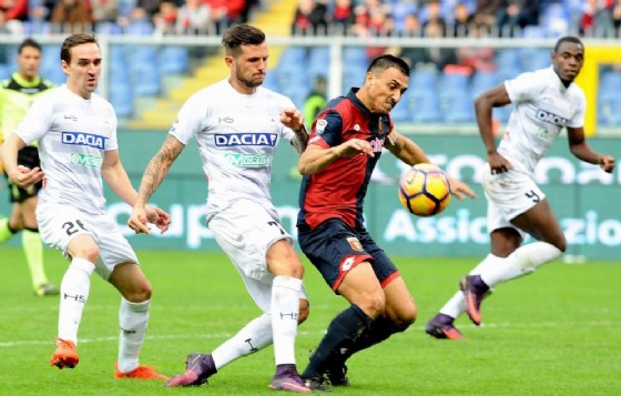 incontro di calcio genova napoli