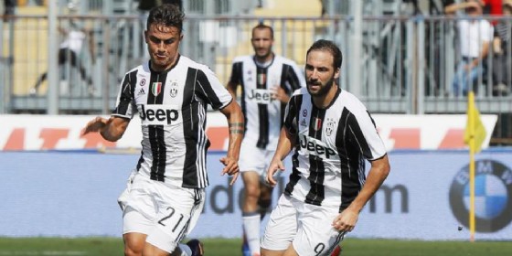 Higuain carica la Juventus: «Remuntada? Il Barcellona deve stare attento» (© ANSA)