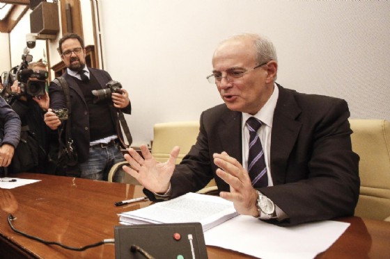 Migranti, Zuccaro: ''Obiettivo delle indagini non sono le Ong ma i trafficanti'' Migranti, Zuccaro: ''Obiettivo delle indagini non sono le Ong ma i trafficanti''