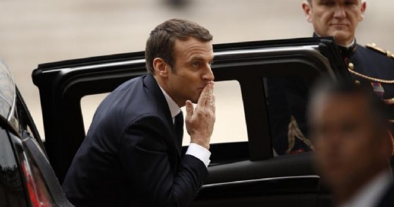 45% francesi crede in Macron presidente