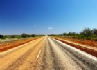 Australia: una strada da record in mezzo al deserto