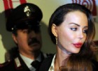 Nina Moric si schiera con Casapound