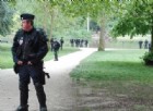 Francia, auto travolge soldati a Parigi: almeno sei feriti