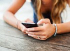 Usi troppo lo smartphone? Ecco cosa potrebbe accaderti se continui a farlo