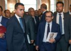 Di Maio all'assalto del ministro Tria: Trovi i soldi per gli italiani in crisi