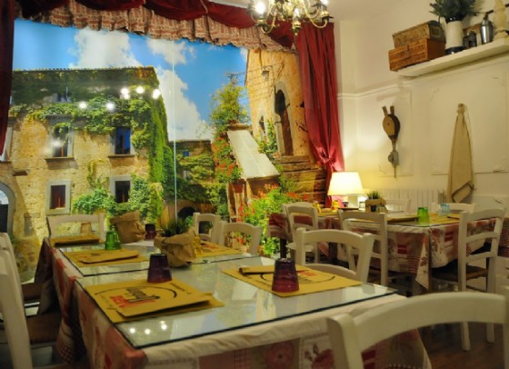 Un angolo più riservato della sala principale