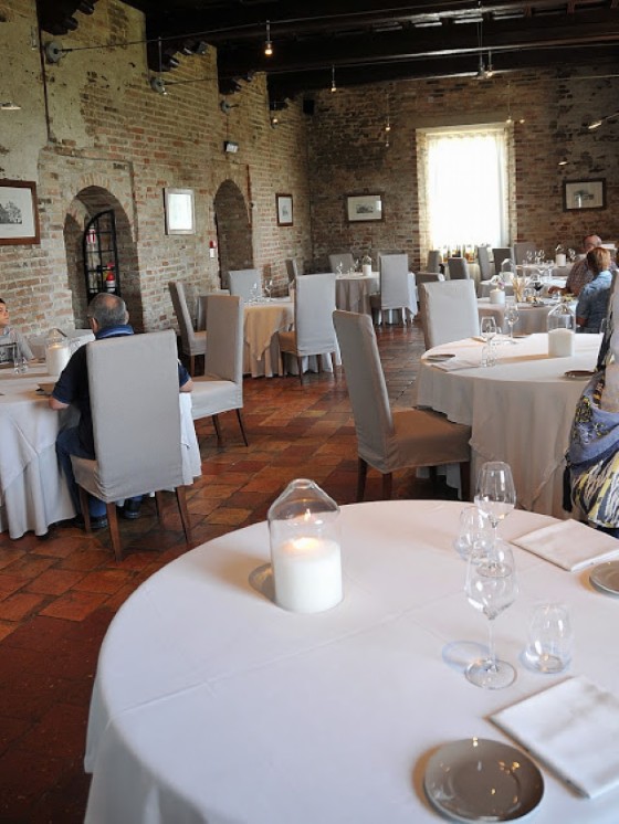 L'ampia sala del ristorante