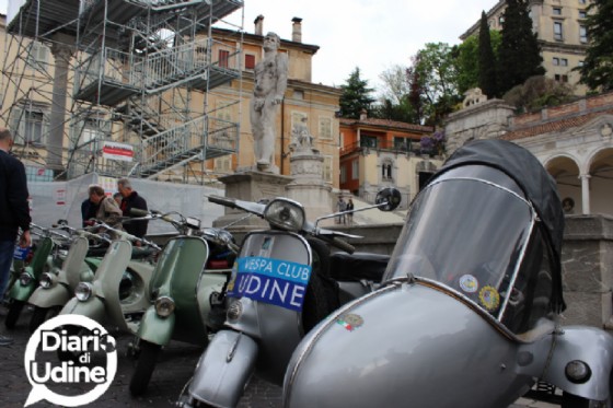 Udine invasa dalle Vespa