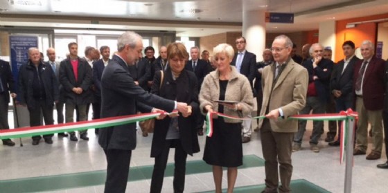 Il taglio del nastro del nuovo padiglione