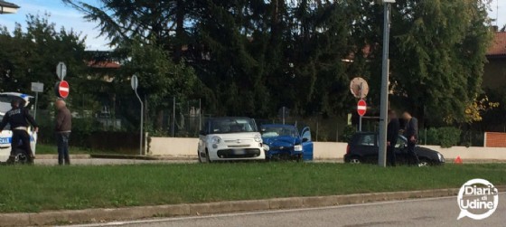 Uno dei due incidenti che si sono verificati nella mattina del 26 ottobre a Udine