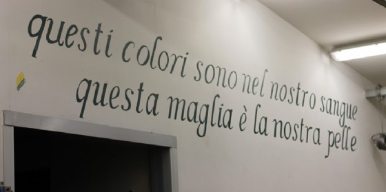 Scritta evocativa nella tana degli Orsi... Non servono altre parole...