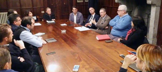 Sergio Bolzonello (Vicepresidente Regione FVG e assessore Attività produttive, Turismo e Cooperazione) incontra sindaci e amministratori locali dell'area del Collio - Cormons 03 novembre 2016 (© ARC Liberti) Sergio Bolzonello (Vicepresidente Regione FVG e assessore Attività produttive, Turismo e Cooperazione) incontra sindaci e amministratori locali dell'area del Collio - Cormons 03 novembre 2016 (© ARC Liberti)