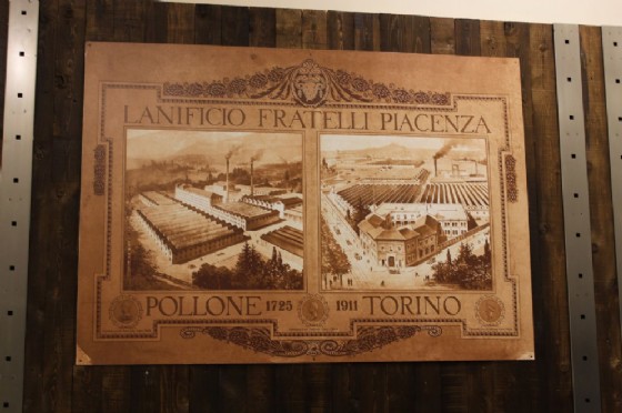 Un particolare dell'allestimento del negozio Piacenza