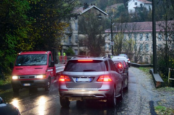 Auto dalla Valle Cervo verso il capoluogo provinciale