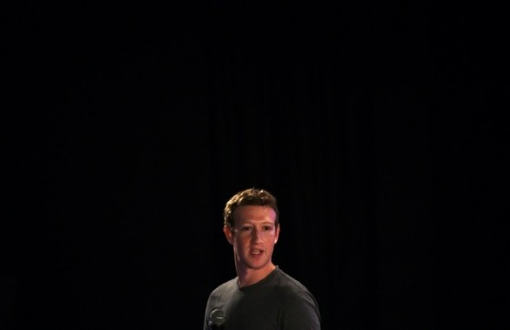 Facebook chief executive Mark Zuckerberg brushed off the US election by telling a tech conference that «most progress... is made by private citizens»