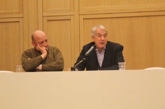 Il moderatore della serata, Ronzani (ex deputato)