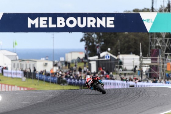 Marco Melandri in pista in Australia