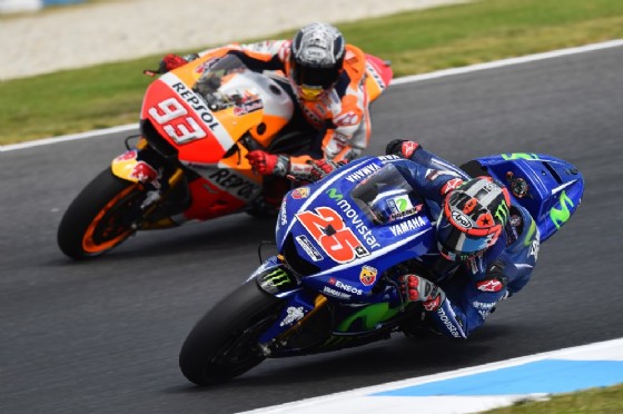 Maverick Vinales con Marc Marquez negli ultimi test