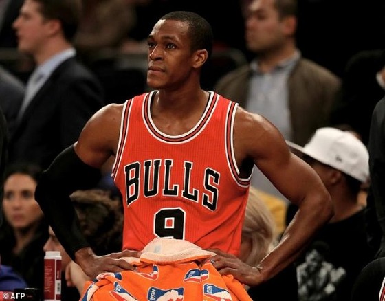 The Chicago Bulls ended a five-game losing streak with a 115-109 win over the Hornets after Rajon Rondo's 20-point haul, at Spectrum Center in Charlotte, North Carolina, on March 13, 2017