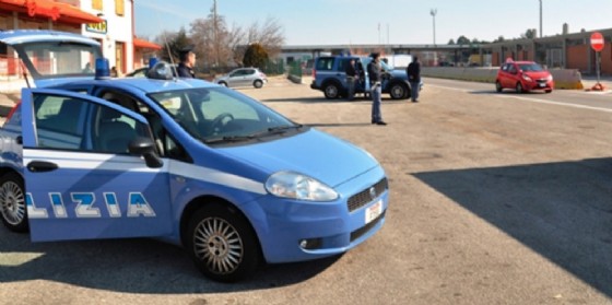 Chiusa la sezione della Polizia stradale di Tolmezzo (© Diario di Udine) Chiusa la sezione della Polizia stradale di Tolmezzo (© Diario di Udine)