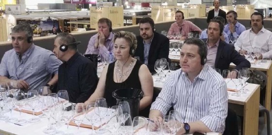 Grande interesse per i vini del Fvg al Vinitaly (© Regione Friuli Venezia Giulia) Grande interesse per i vini del Fvg al Vinitaly (© Regione Friuli Venezia Giulia)