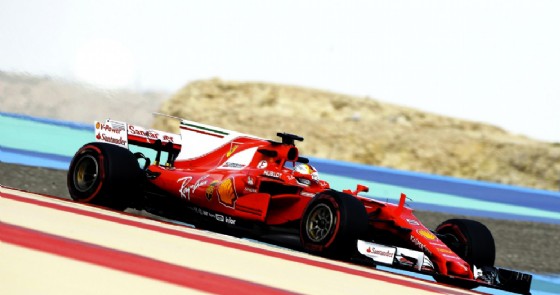 Sebastian Vettel in azione nei test di Sakhir (© Ferrari) Sebastian Vettel in azione nei test di Sakhir (© Ferrari)