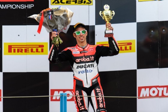 Marco Melandri sul podio