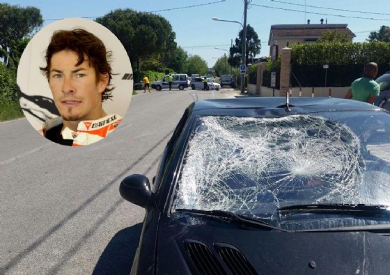 Il parabrezza sfondato della vettura che ha travolto la bici di Hayden