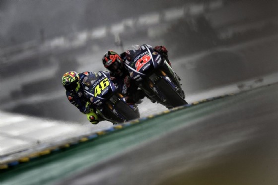 Maverick Vinales e Valentino Rossi oggi in pista a Le Mans