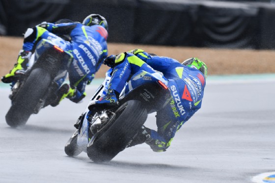 Andrea Iannone con il suo compagno di squadra in Suzuki per questa gara, Sylvain Guintoli