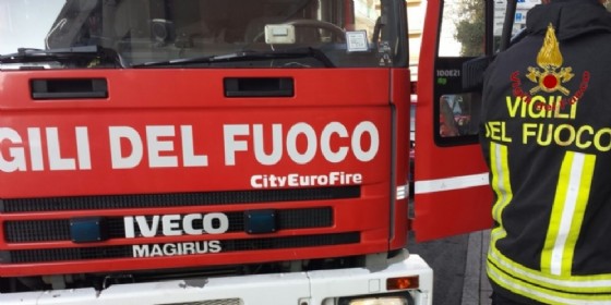 Biella: collassano tre condotte pubbliche dell'acqua, intervengono i Vigili del Fuoco (© Vigili del Fuoco) Biella: collassano tre condotte pubbliche dell'acqua, intervengono i Vigili del Fuoco (© Vigili del Fuoco)