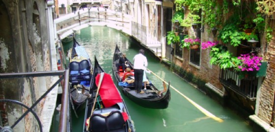 Due giovani danesi hanno rubato una gondola (© Wikipedia) Due giovani danesi hanno rubato una gondola (© Wikipedia)