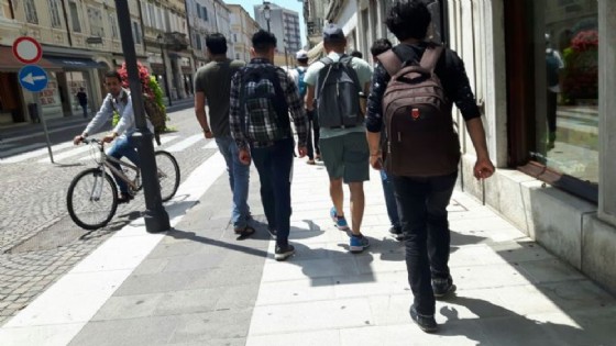 Il sindaco di Gorizia sgombera i richiedenti dai parchi
