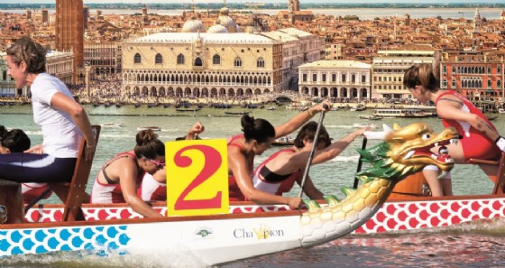 Venezia, in laguna i campionati mondiali di dragon boat