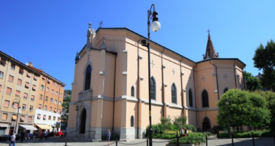 La chiesa Santi Ermacora e Fortunato di Roiano (© mapio.net) La chiesa Santi Ermacora e Fortunato di Roiano (© mapio.net)