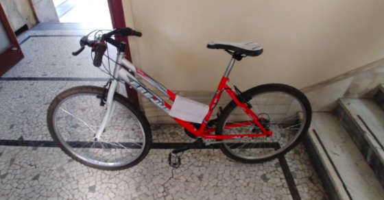 Una delle due biciclette ritrovate