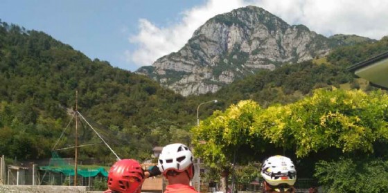 Un versante del Monte Fara (© Corpo Nazionale Soccorso Alpino e Speleologico) Un versante del Monte Fara (© Corpo Nazionale Soccorso Alpino e Speleologico)