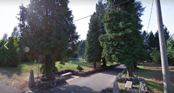 L'area antistante il cimitero