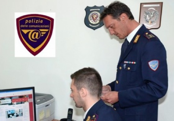 Personale della polizia postale di Biella (© Polizia di Stato - Biella) Personale della polizia postale di Biella (© Polizia di Stato - Biella)