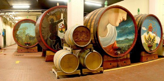 Rinascita del "Vino della Pace" nei vitigni della Vigna del Mondo di Cormòns (© Cantina Produttori Cormons) Rinascita del "Vino della Pace" nei vitigni della Vigna del Mondo di Cormòns (© Cantina Produttori Cormons)