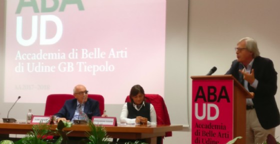 Accademia di Belle arti: apertura con Sgarbi e Seracchiani (© Serracchiai) Accademia di Belle arti: apertura con Sgarbi e Seracchiani (© Serracchiai)