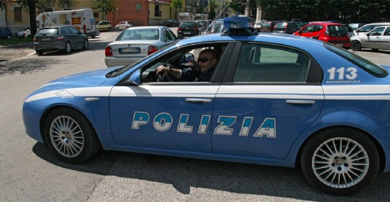Controllo straordinario del territorio della polizia (© Polizia di Stato) Controllo straordinario del territorio della polizia (© Polizia di Stato)