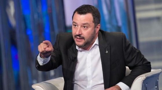 Salvini torna a Lecce: proposta federalista agli elettori di centrodestra Salvini torna a Lecce: proposta federalista agli elettori di centrodestra
