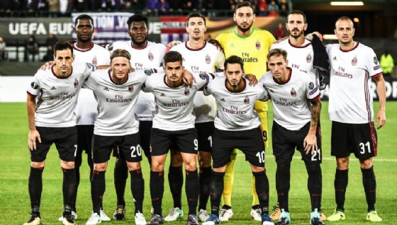 Il Milan 2017-2018 va a caccia di successi in Italia e in Europa