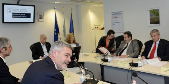 Autonomie locali: eletti Carli e Trentin ai vertici del Consiglio (© Regione Friuli Venezia Giulia) Autonomie locali: eletti Carli e Trentin ai vertici del Consiglio (© Regione Friuli Venezia Giulia)