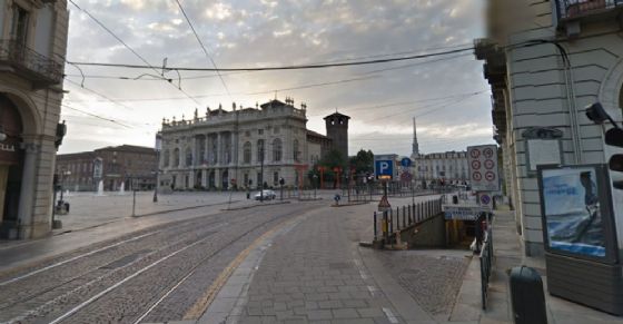 Chiuso il parcheggio di piazza Castello