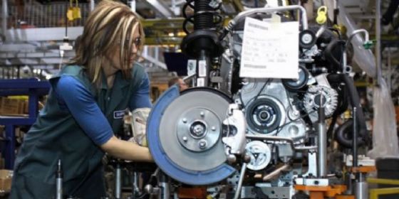 Industria: il rilancio dell'area di crisi ha già creato 300 posti di lavoro (© Adobe Stock) Industria: il rilancio dell'area di crisi ha già creato 300 posti di lavoro (© Adobe Stock)