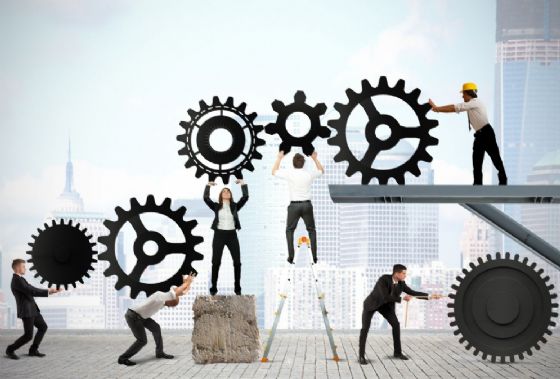 Lavoro Accenture assume 2400 talenti per la rivoluzione digitale