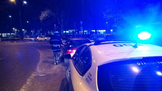 Controlli nella notte della polizia municipale (© Diario di Torino) Controlli nella notte della polizia municipale (© Diario di Torino)