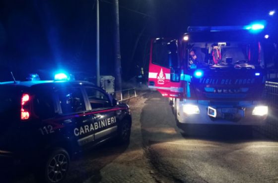 Vigili del fuoco e carabinieri